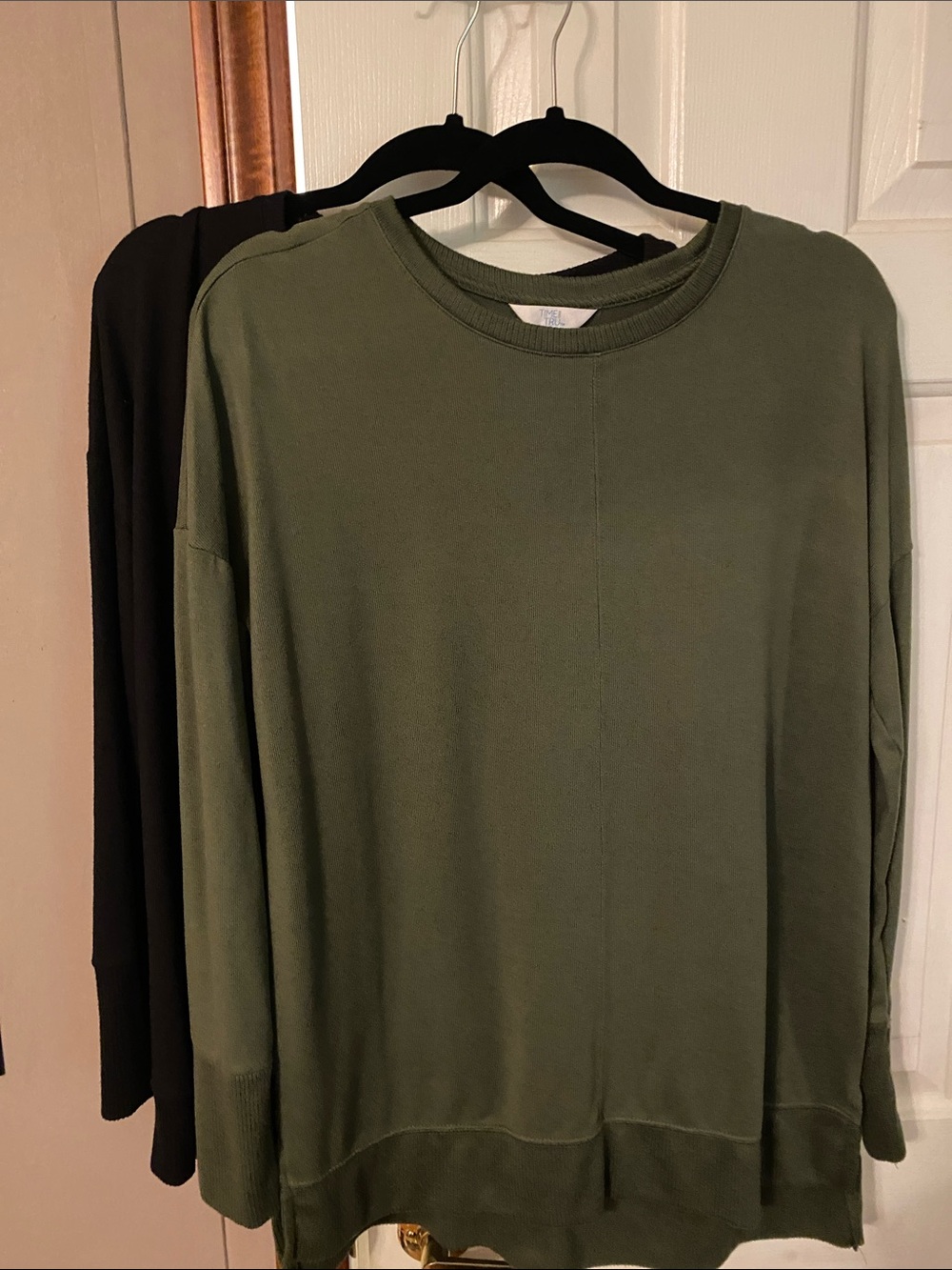 Time and Tru Olive Green and Black Women’s Sweaters